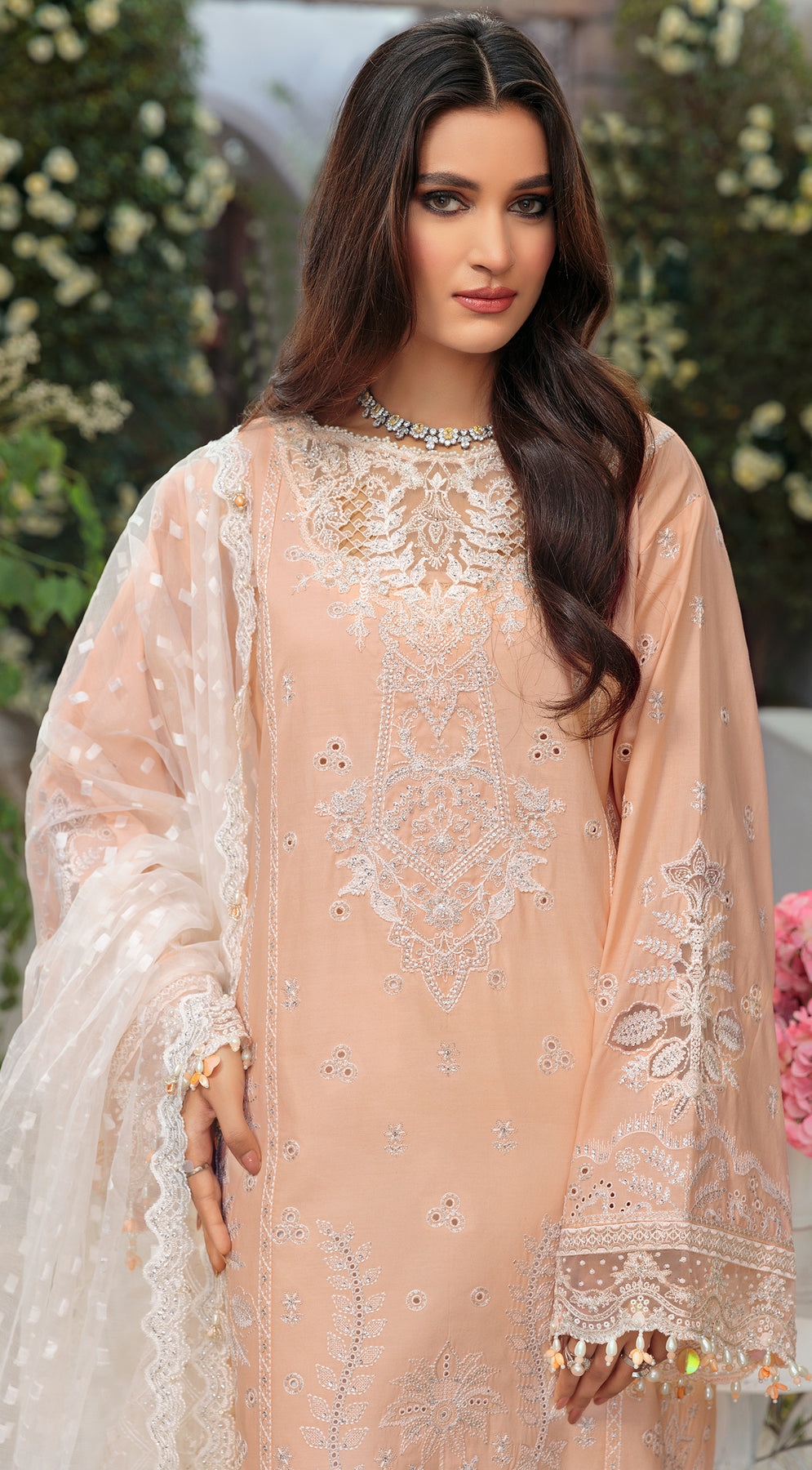 SANYA || CHIKANKARI "22 || ANAYA BY KIRAN CHAUDHARY in UK USA UAE online kapraye.com