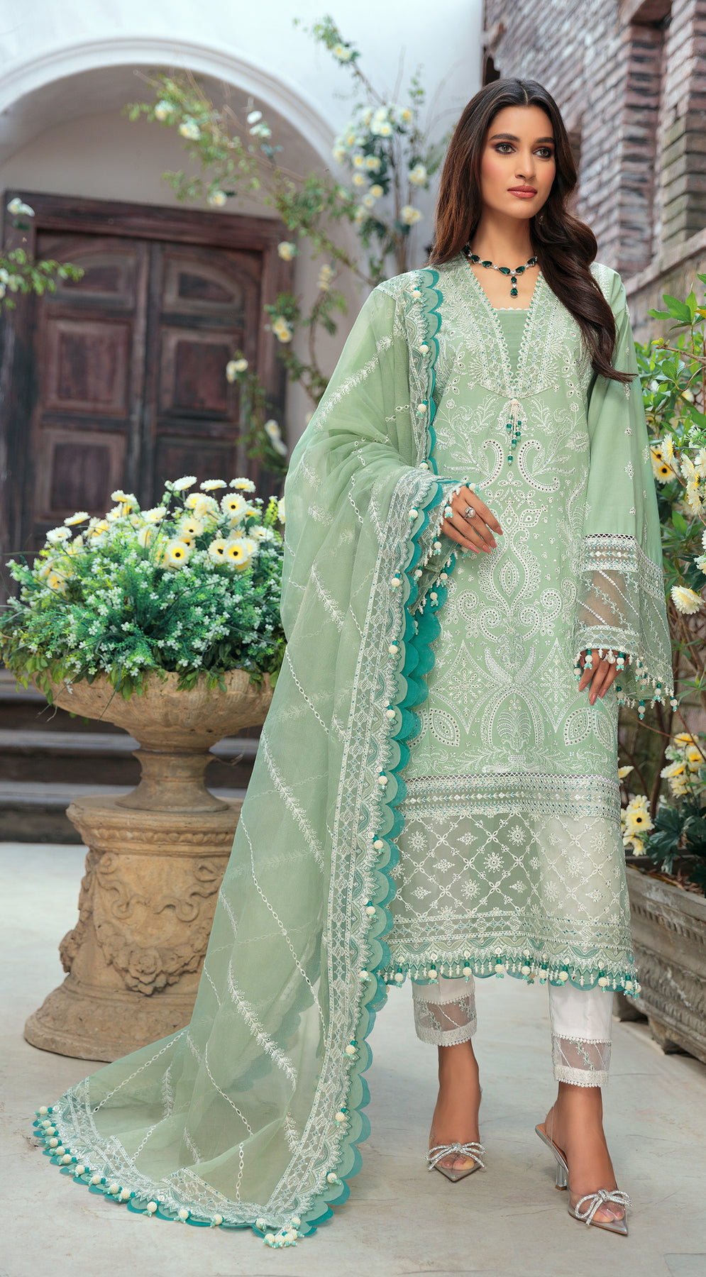 SAHEEFA || CHIKANKARI "22 || ANAYA BY KIRAN CHAUDHARY in UK USA UAE online kapraye.com