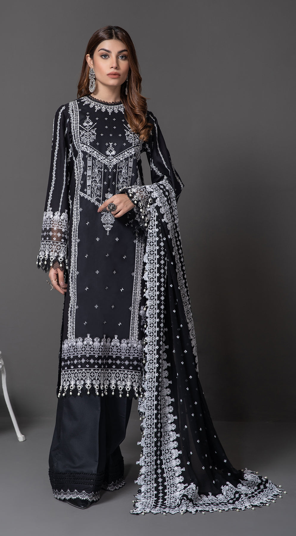 TANYA || MONOCHROME MYSTIQUE '22 || ANAYA By Kiran Chaudhry in UK USA UAE online kapraye.com