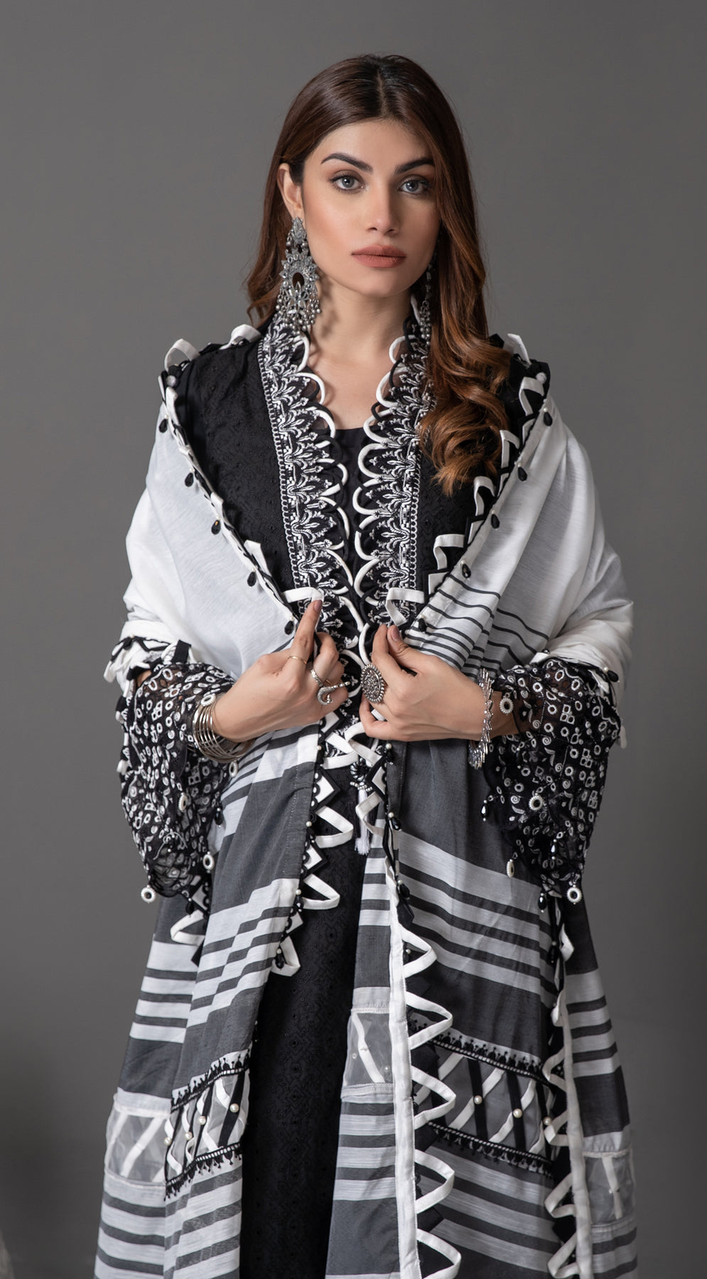 KIARA || MONOCHROME MYSTIQUE '22 || ANAYA By Kiran Chaudhry in UK USA UAE online kapraye.com