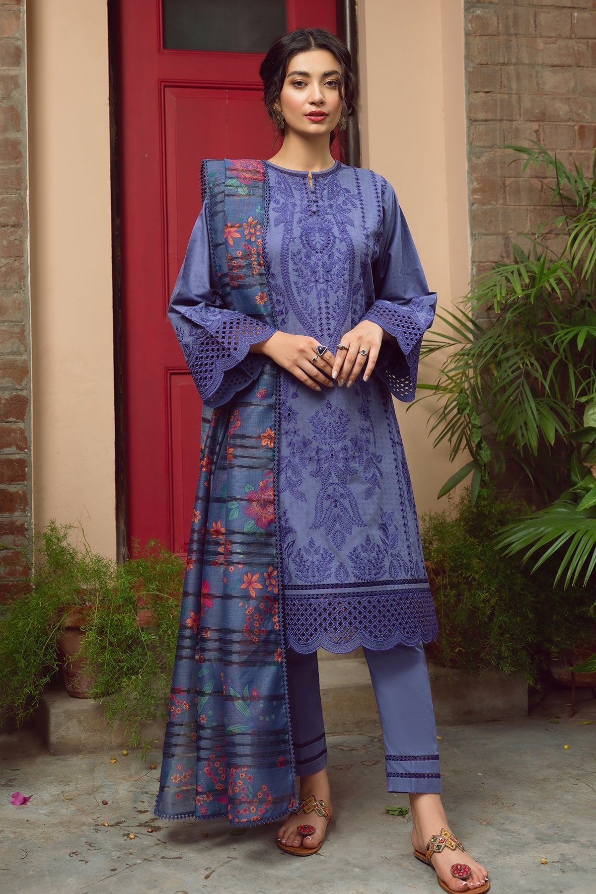 PHLOX || IRIS LAWN SS '23 || JAZMIN in UK USA UAE online kapraye.com