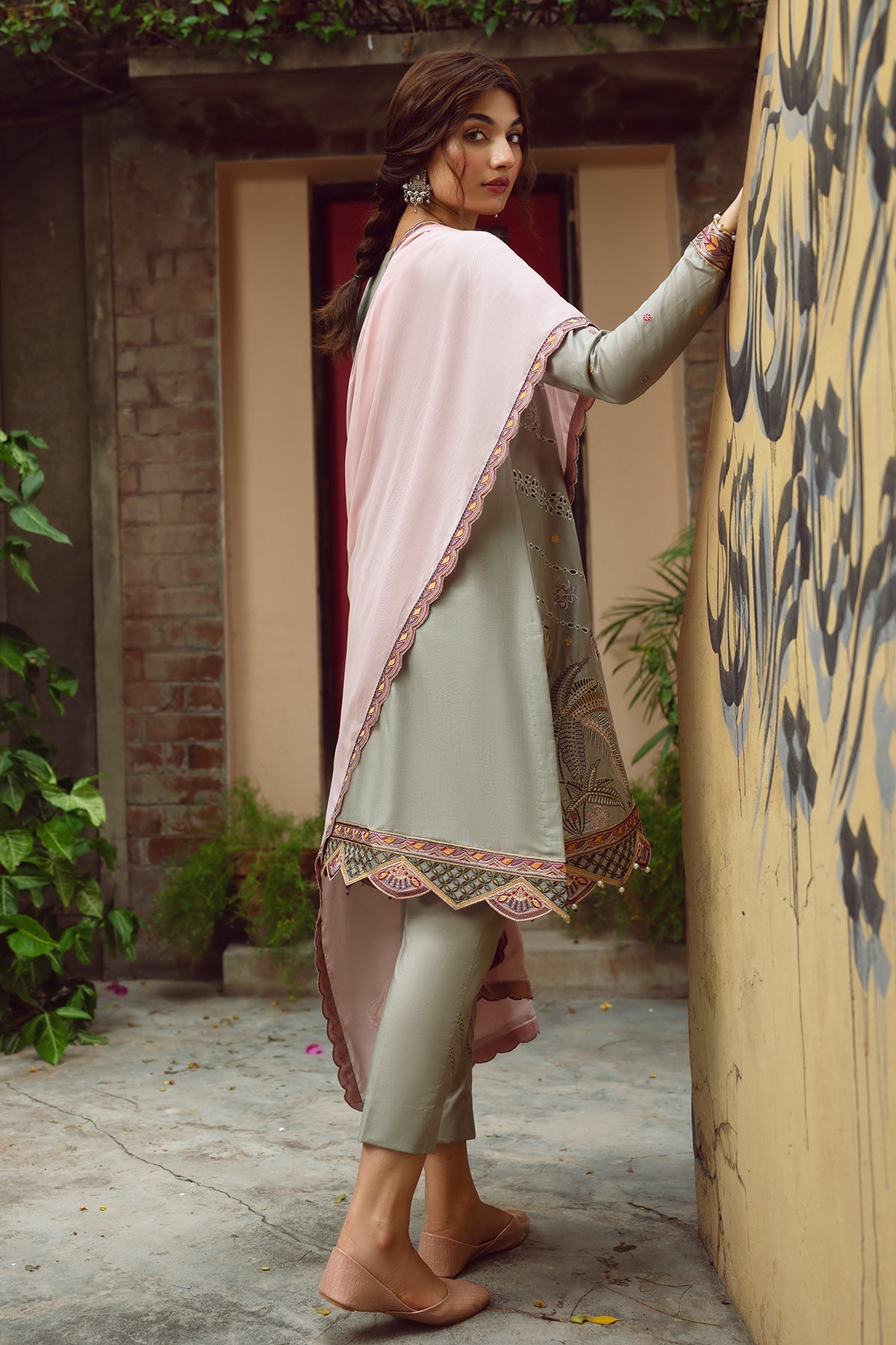 SHORE SAND || IRIS LAWN SS '23 || JAZMIN in UK USA UAE online kapraye.com