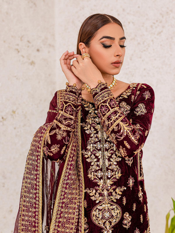 Aliyaa 02 || EMBROIDERED VELVET '22 || Gulaal in UK USA UAE online kapraye.com