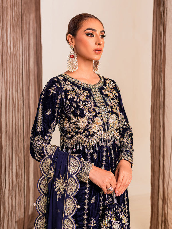 Aylin 08 || EMBROIDERED VELVET '22 || Gulaal in UK USA UAE online kapraye.com