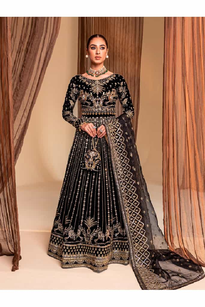 Namar 05 || EMBROIDERED VELVET '22 || Gulaal in UK USA UAE online kapraye.com