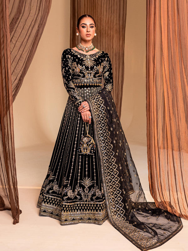 Namar 05 || EMBROIDERED VELVET '22 || Gulaal in UK USA UAE online kapraye.com